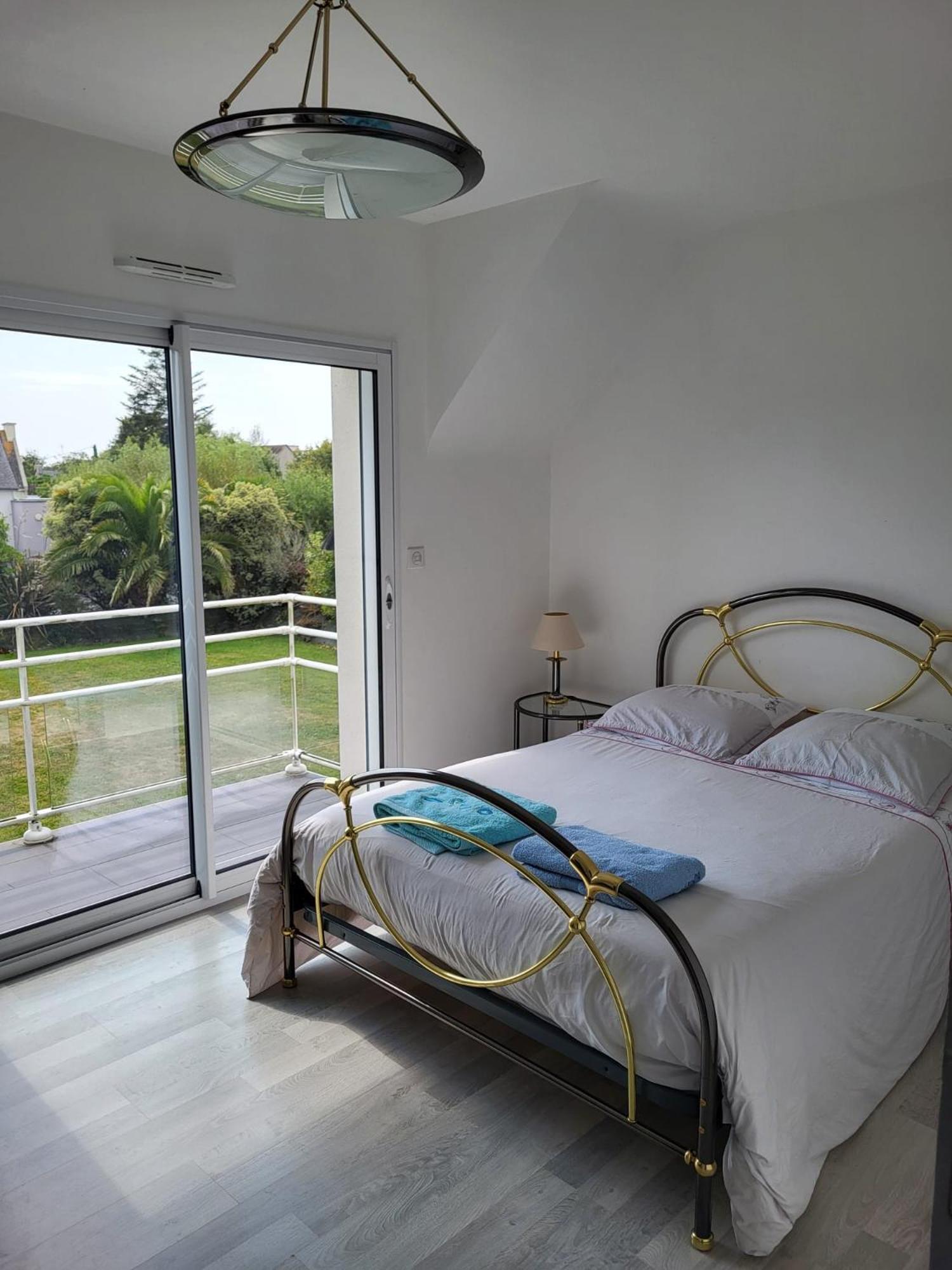 Villa Familiale Bord De Mer Beg-Meil Exteriör bild